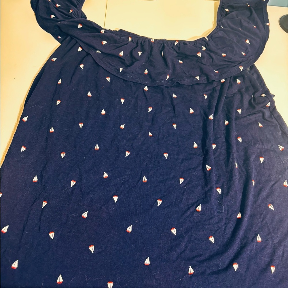 Reitmans Navy Off-Shoulder Ruffle Top  size Medium no care tag - Picture 2 of 4